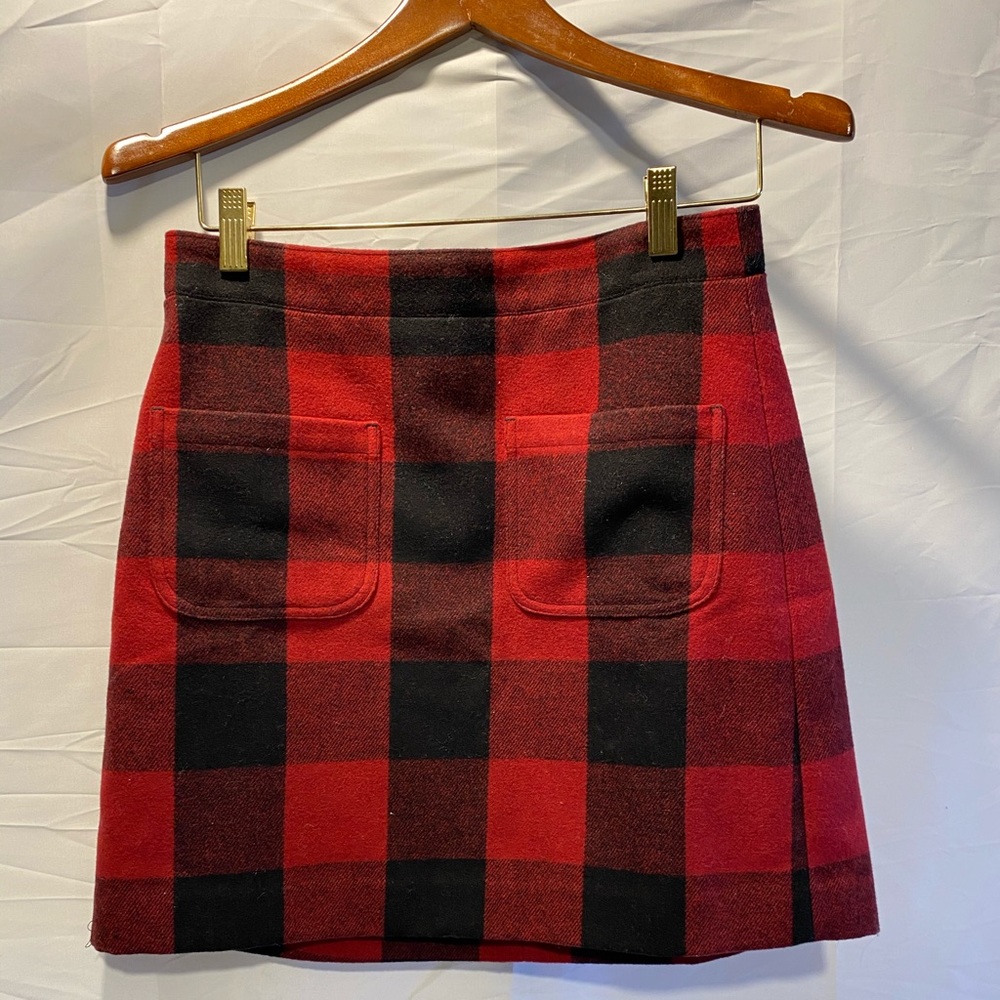 J Crew Buffalo Check Flannel Skirt❤️🖤🥰
